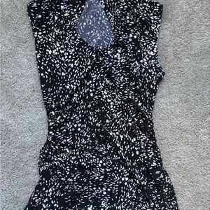 Black and White Sleeveless Ruched Tank